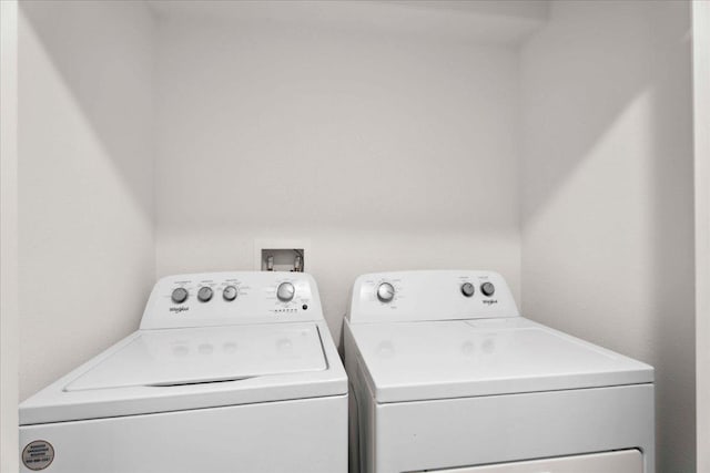180 Stonegate Ave, Saint Augustine, FL 32084 - laundry room with washer and dryer