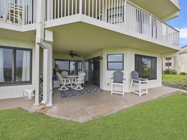 view of patio / terrace with ceiling fan