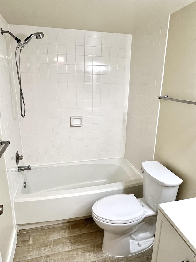 9 Alcira Ct, Saint Augustine, FL 32086 - bathroom with toilet, wood finished floors, vanity, and shower / bath combination