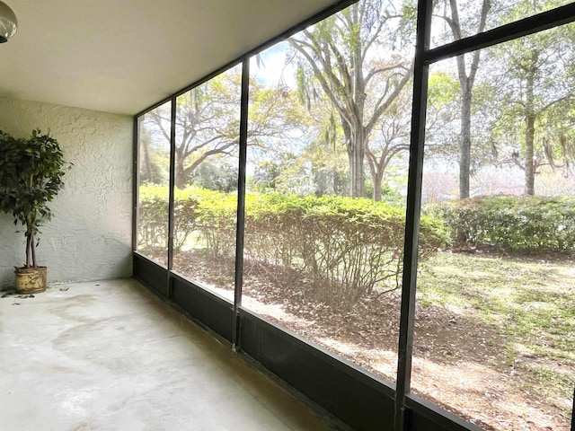 9 Alcira Ct, Saint Augustine, FL 32086 - unfurnished sunroom featuring a healthy amount of sunlight