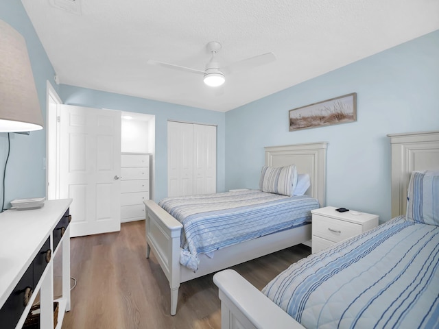 850 A1A Beach Blvd Unit 92, Saint Augustine, FL 32080 - bedroom featuring dark wood finished floors, a closet, and ceiling fan