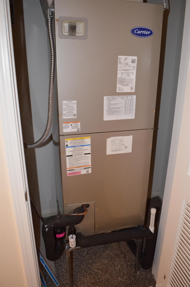 35 Putter Dr, Palm Coast, FL 32164 - utilities featuring heating unit