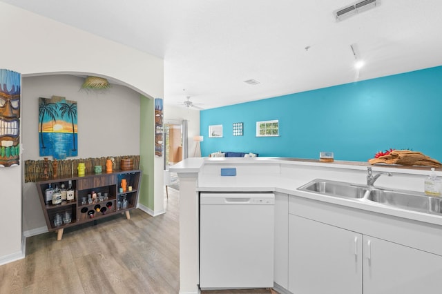 510 Florida Club Blvd Unit 301, Saint Augustine, FL 32084 - kitchen featuring dishwasher, a sink, light wood-style flooring, light countertops, and ceiling fan