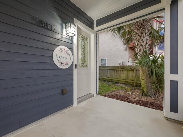 5813 Rudolph Ave, Saint Augustine, FL 32080 - property entrance with fence