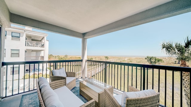 balcony featuring an outdoor hangout area