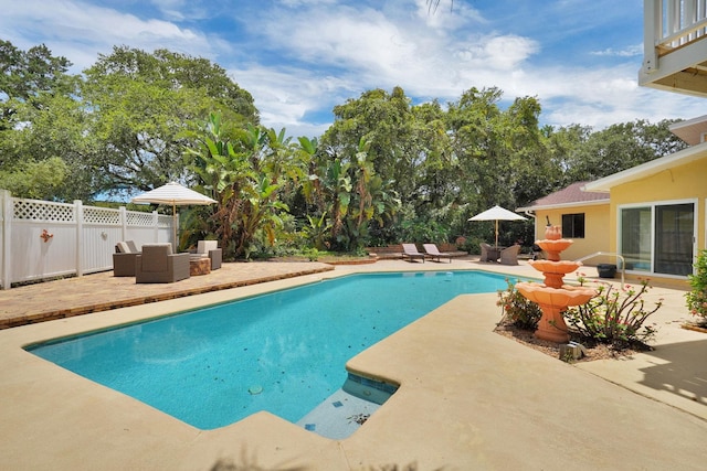 6 Versaggi Pl, Saint Augustine, FL 32080 - view of swimming pool with a patio, outdoor lounge area, and a deck