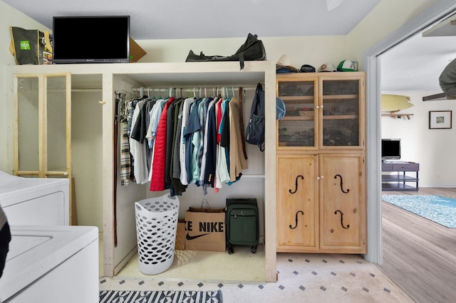 18 Ocean Ave, Saint Augustine, FL 32084 - closet with washer / clothes dryer
