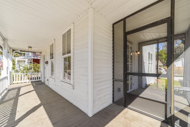 44 Carrera St, Saint Augustine, FL 32084 - view of wooden porch