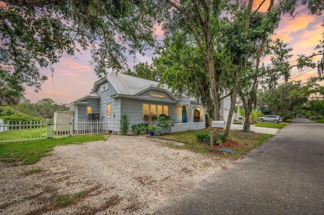 29 Oak St, Saint Augustine, FL 32084 - view of front of home