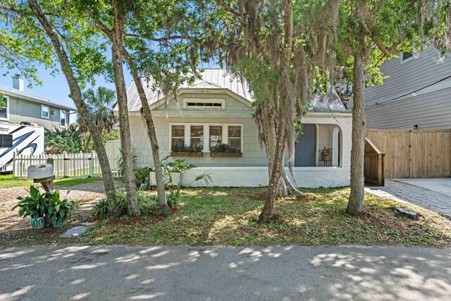 29 Oak St, Saint Augustine, FL 32084 - view of front of property