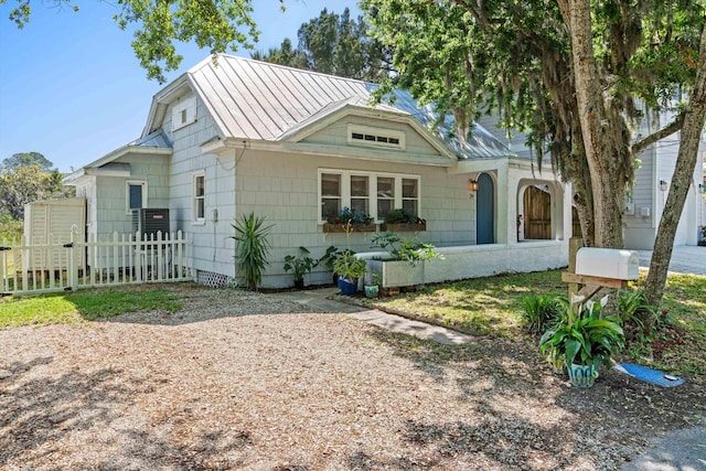 29 Oak St, Saint Augustine, FL 32084 - bungalow featuring metal roof and a standing seam roof
