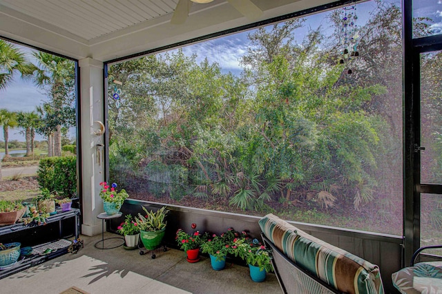 view of sunroom / solarium