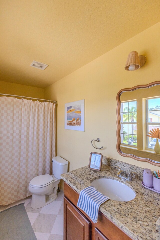 105 Serenity Bay Blvd, Saint Augustine Beach, FL 32080 - full bath with vanity and vaulted ceiling