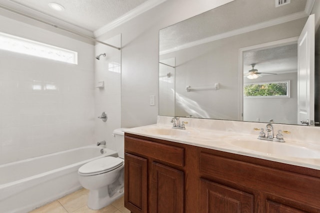 520 Weeping Willow Ln, Saint Augustine, FL 32080 - full bath featuring crown molding, toilet, double vanity, healthy amount of natural light, and a ceiling fan