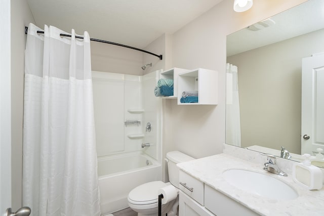 full bath featuring toilet, visible vents, shower / tub combo with curtain, and vanity