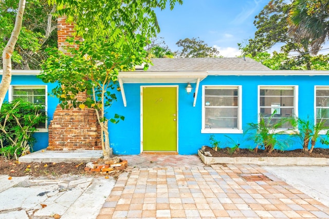 26 Ponce De Leon Ave, Saint Augustine, FL 32080 - view of front facade with a shingled roof