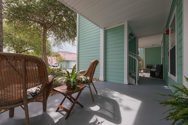 balcony featuring a porch