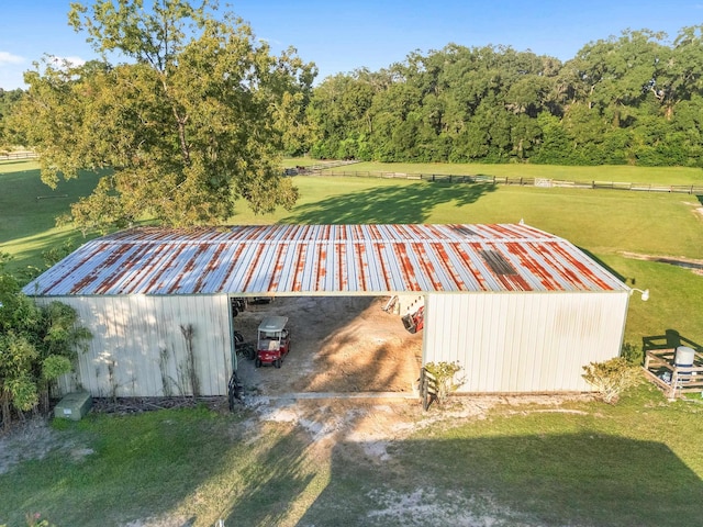 exterior space featuring an outbuilding