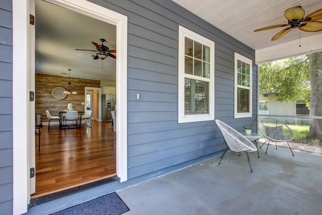 view of patio / terrace with covered porch