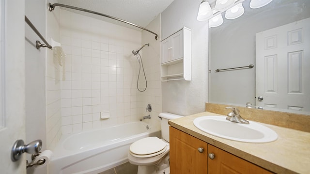 5811 Atlantic Blvd Unit 57, Jacksonville, FL 32207 - bathroom with vanity, bathing tub / shower combination, and a textured ceiling