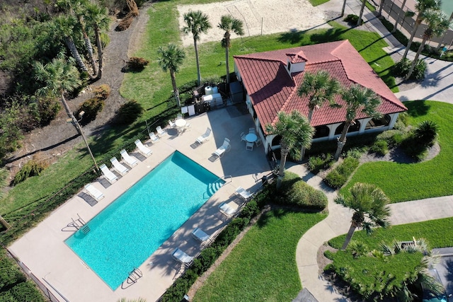 19 San Rafael Ct, Palm Coast, FL 32137 - view of subject property featuring a pool
