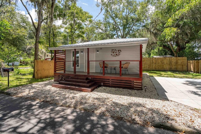 19 Phillips St, Saint Augustine, FL 32084 - view of outdoor structure featuring fence
