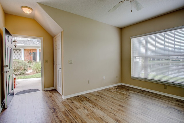 20102 Harbour Vista Cir, Saint Augustine, FL 32080 - foyer featuring light wood finished floors and ceiling fan