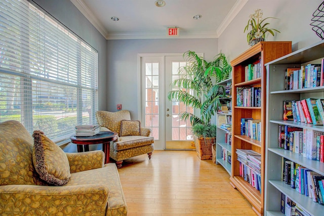 20102 Harbour Vista Cir, Saint Augustine, FL 32080 - sitting room with wood finished floors and ornamental molding