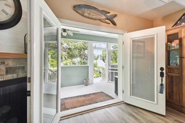 137 Twine St, Saint Augustine, FL 32084 - view of swimming pool with fence, a pool with connected hot tub, and a patio