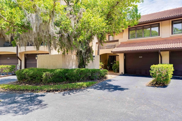 view of front of home featuring a garage