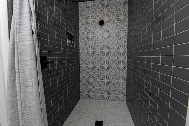 16/18/20 Inlet Pl, Saint Augustine, FL 32080 - bathroom featuring a tile shower