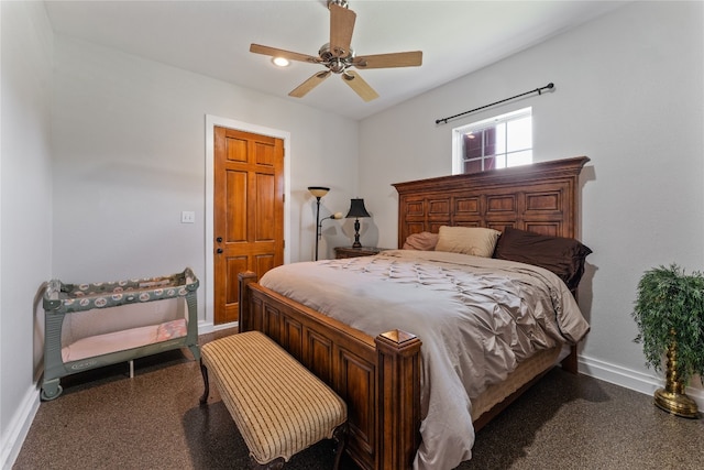 bedroom featuring ceiling fan