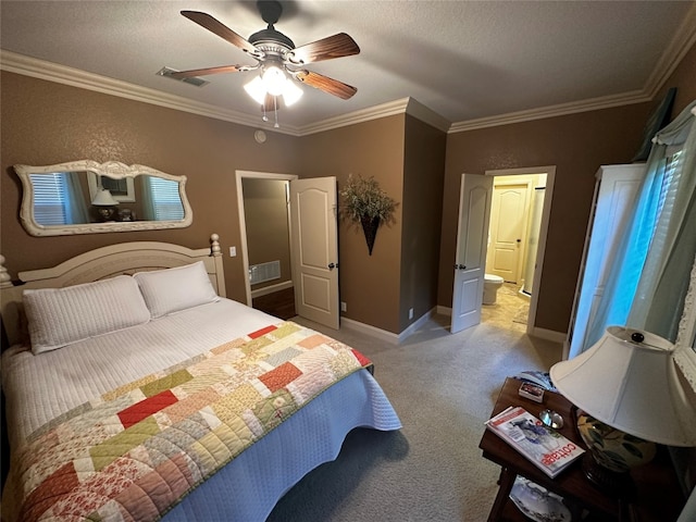 bedroom featuring light carpet, ornamental molding, ceiling fan, and a textured ceiling