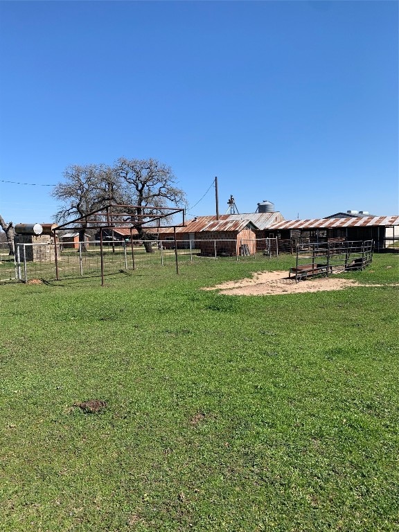 Listing photo 3 for 2339 County Road 3840, Bridgeport TX 76426