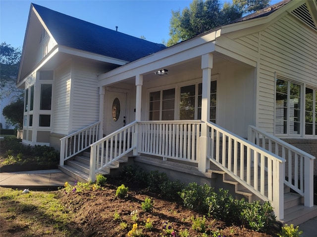 view of front facade featuring covered porch