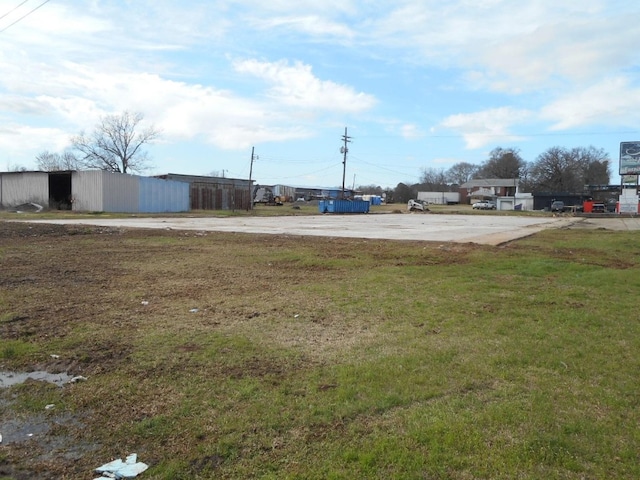 Listing photo 3 for 2020 S Arkansas Hwy, Springhill LA 71075