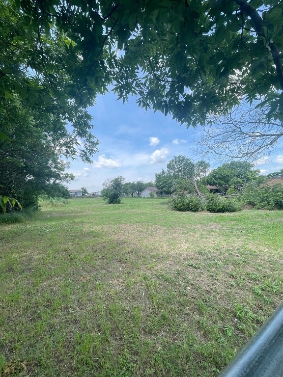 Listing photo 3 for 900 S Second Ave, Stephenville TX 76401