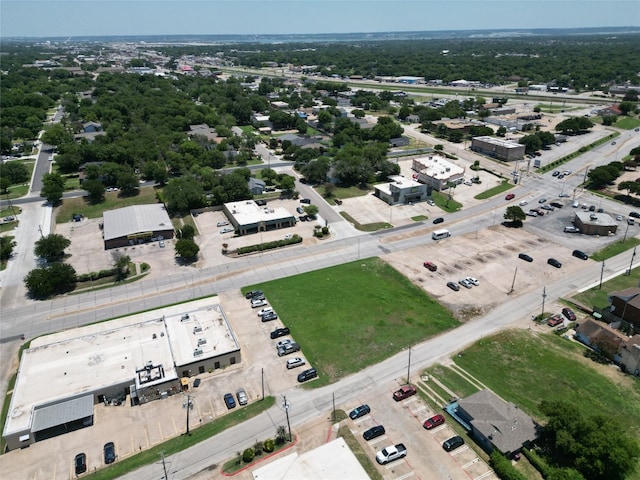 Listing photo 2 for 505 N Carrier Pkwy, Grand Prairie TX 75050