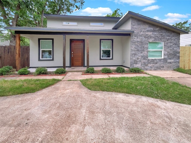 view of front of property with covered porch