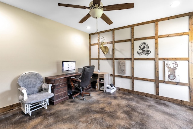 office area with ceiling fan