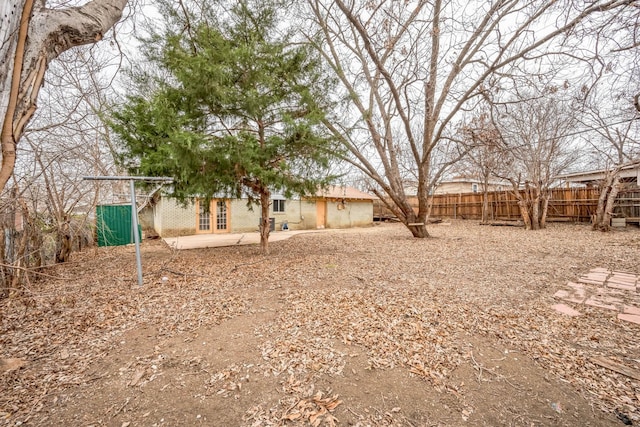 view of yard with a patio area