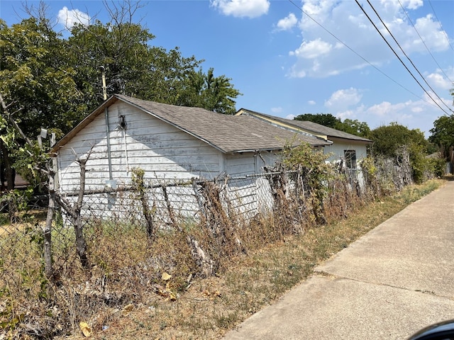 view of side of home