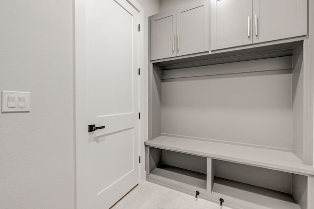 mudroom featuring light tile patterned floors