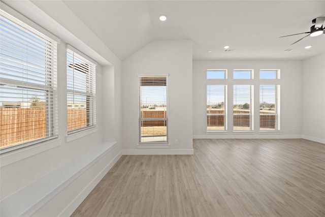 unfurnished room featuring light hardwood / wood-style flooring and ceiling fan