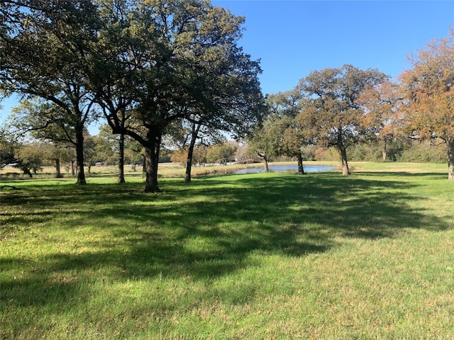 Listing photo 2 for 806 Adams Ln, Kaufman TX 75142