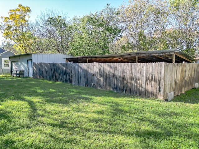 Listing photo 2 for 1000 E Waco St, Ennis TX 75119