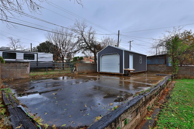 exterior space featuring fence