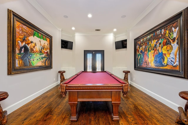 recreation room with crown molding, dark hardwood / wood-style floors, and pool table