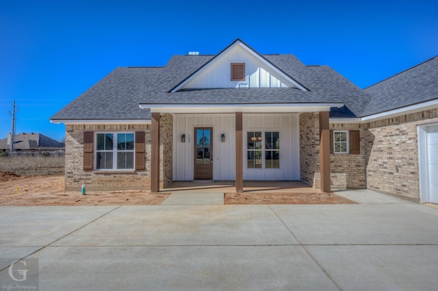 view of front of home featuring covered porch