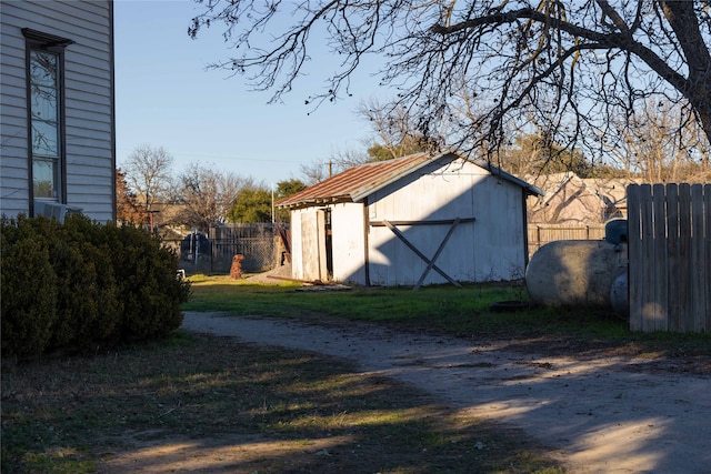 view of outdoor structure